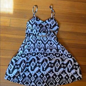 Black and white pattern dress